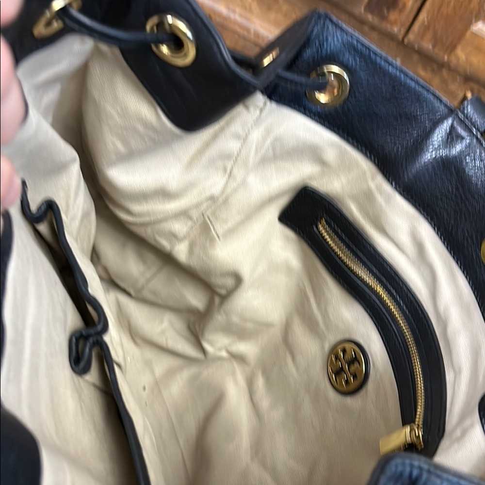 Tory Burch Black and Tan Tote Bag - Picture 10 of 16